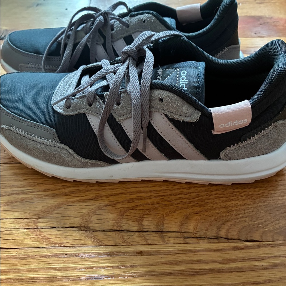 Adidas Women's Black and Pink Sneakers